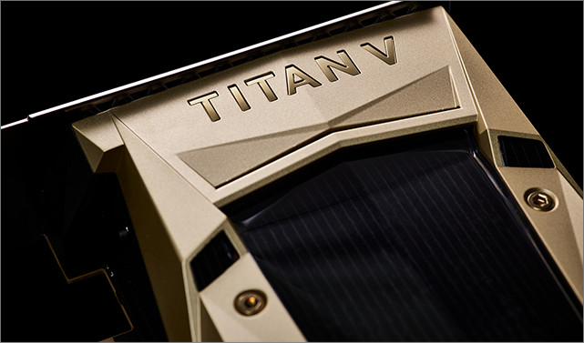 搭载 Volta GPU 架构的 NVIDIA TITAN V 显卡